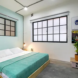 https://studios-amarillo-morado-ocre.colombiamedellinhotels.com